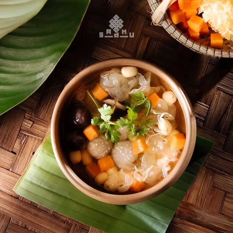 Buffet-chay-Sadhu-Lotte-tay-ho 9