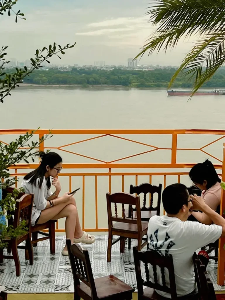 cafe-bach-dang-2