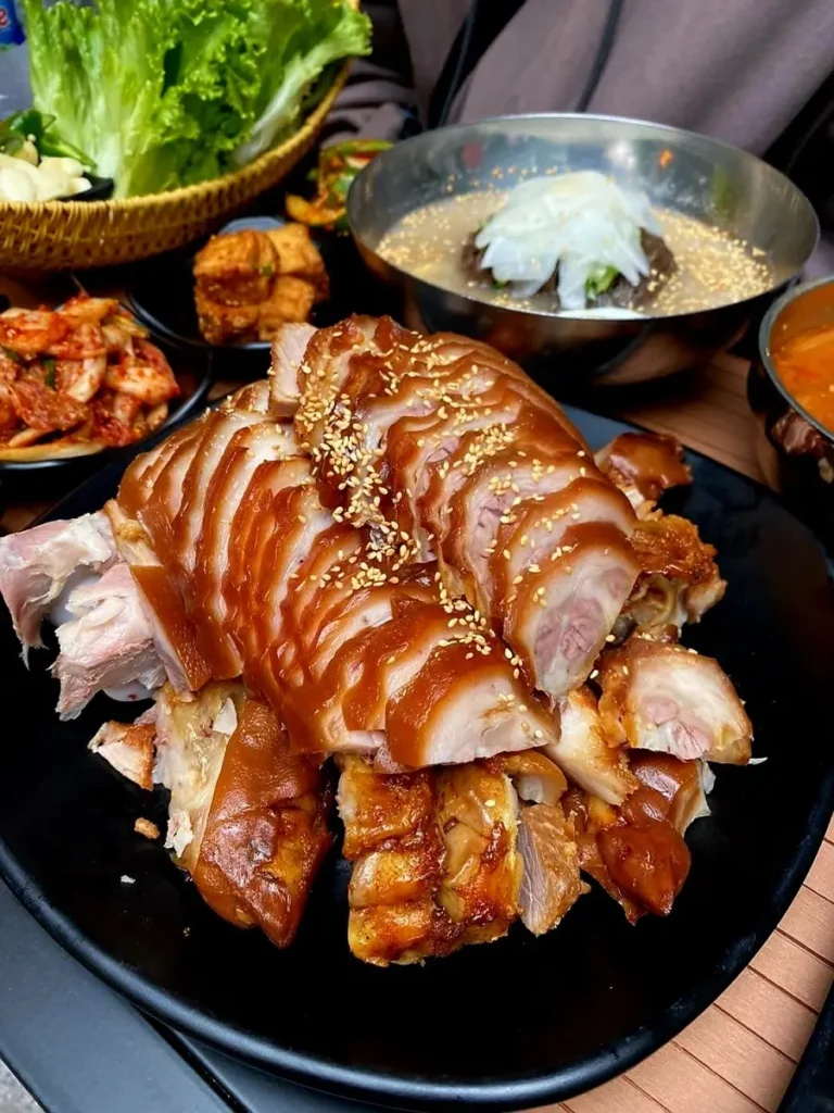 chan-gio-ham-han-quoc-maru 2