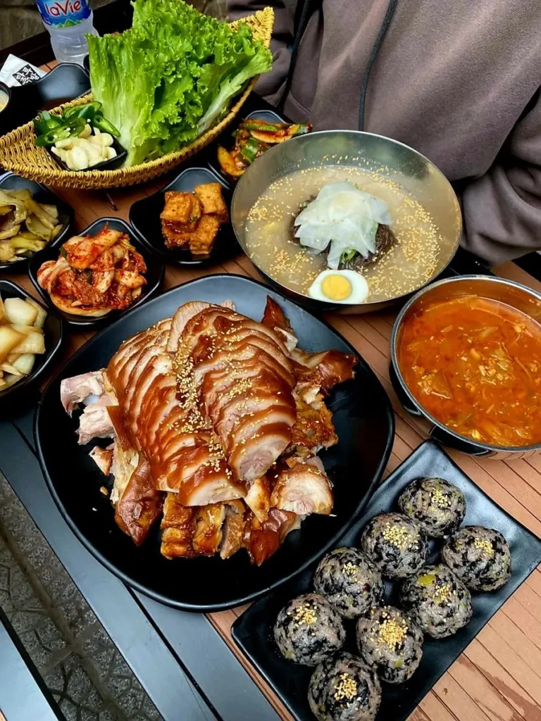 chan-gio-ham-han-quoc-maru 3