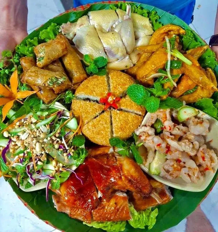 ga-khong-loi-thoat-ha-noi-3