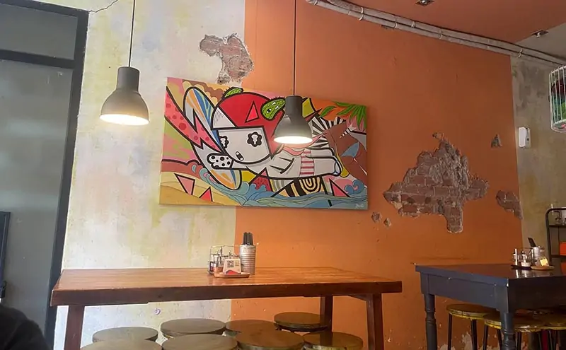 tranh pop-art đầy màu sắc