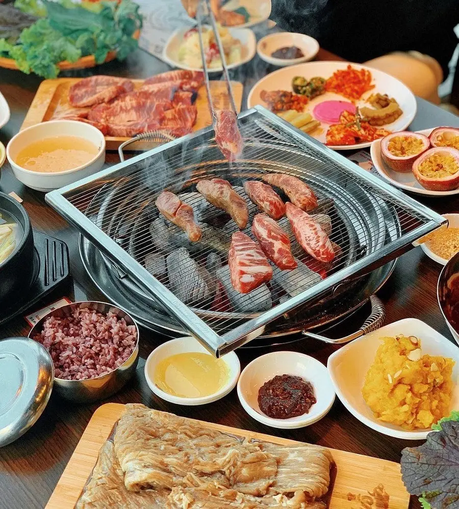 meat-plus-aeon-mall-ha-dong 3