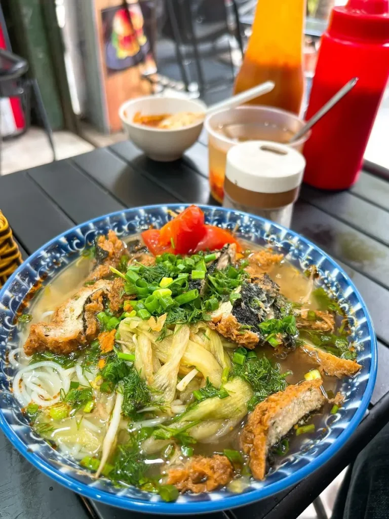quan-chay-pho-co-6
