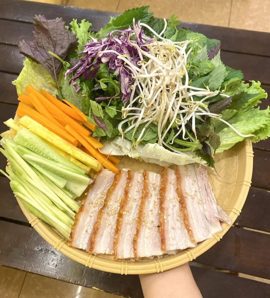 banh-trang-cuon-thit-heo-cau-giay 1