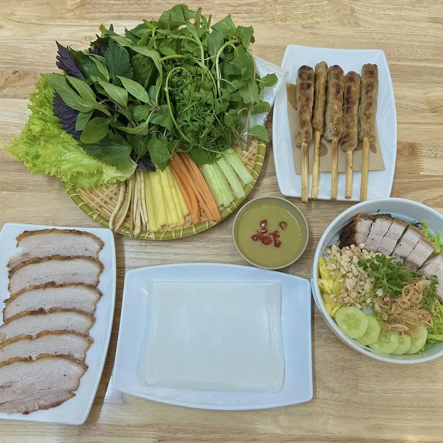 banh-trang-cuovn-thit-heo-cau-giay 6