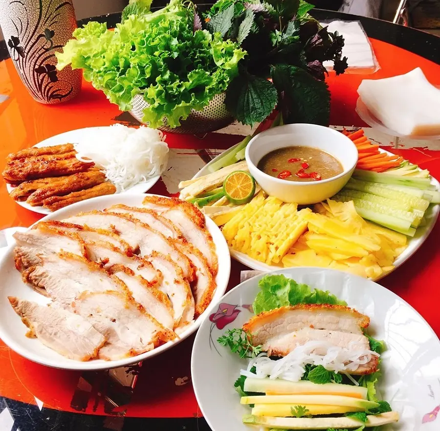 banh-trang-cuon-thit-heo-hoang-beo-kim-nguu-6