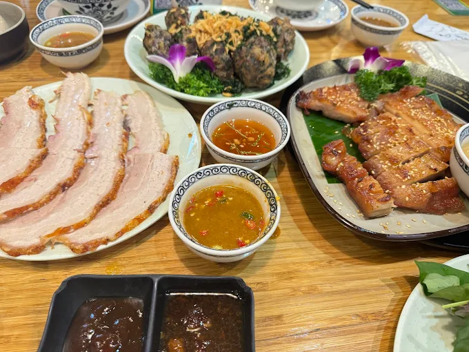 banh-trang-cuon-thit-heo-trung-hoa 2
