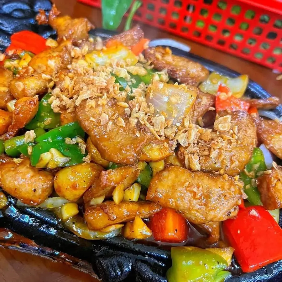 bia-hai-xom-64-nguyen-du-3