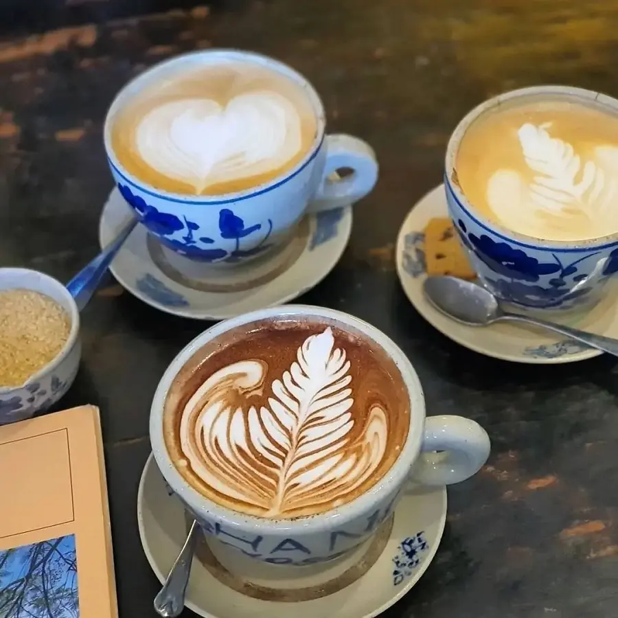 cafe-ho-tay-2