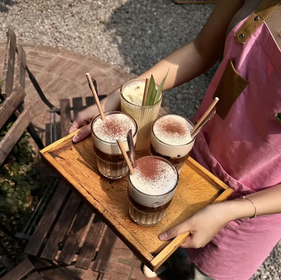 cafe-ho-tay-7