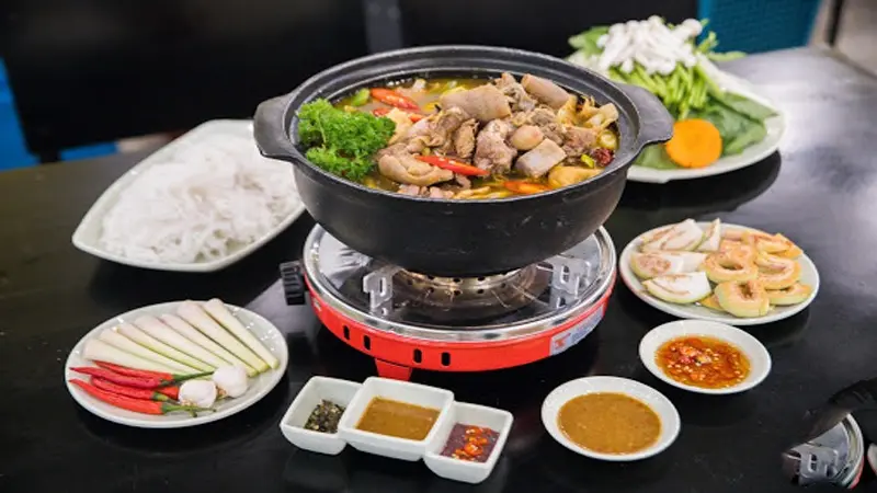 lau-de-ngon-tan-phu-5