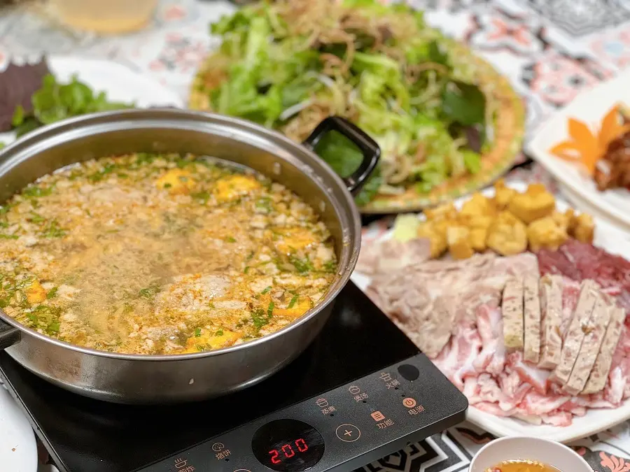 lau-rieu-cua-bap-bo-ha-noi-1