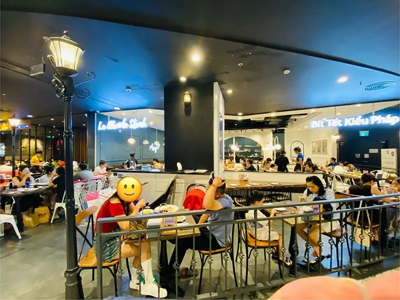 Không gian tại Le Monde Steak