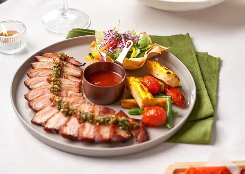Onglet Steak với Rau củ nướng