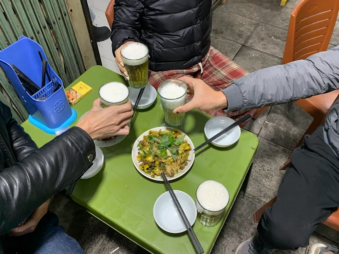 quan-bia-nguyen-trai-6
