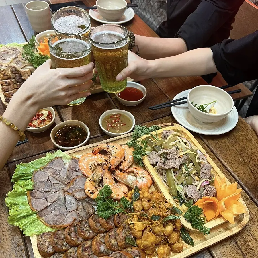 quan-nhau-ha-dong 4