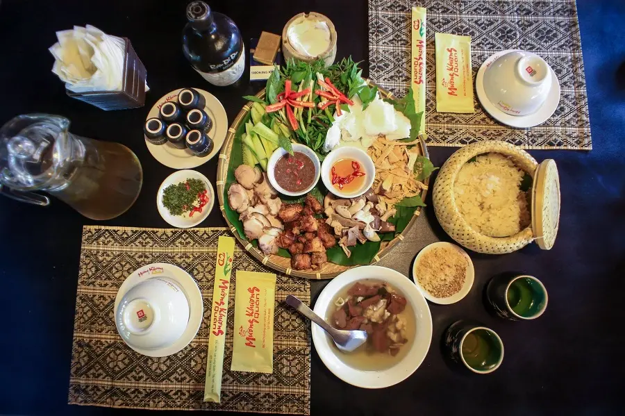 quan-nhau-ho-tay 6