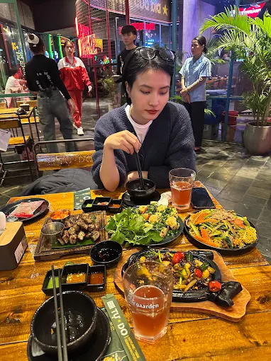 quan-nhau-tu-do-khuc-thua-du 7