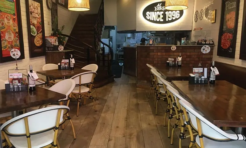 Không gian Alfresco Pizza Hai Bà Trưng