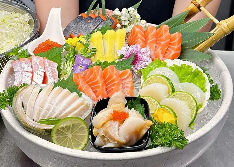 Sushi & Sashimi