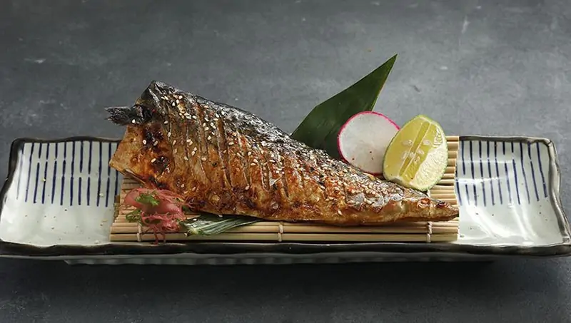 Cá saba sốt teriyaki