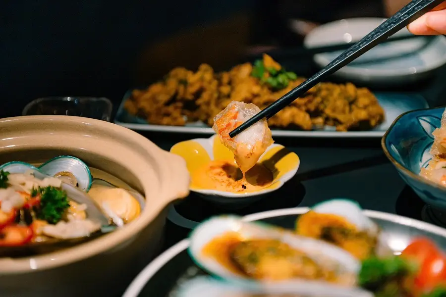 quan nhau kieu nhat ban o ha noi 3