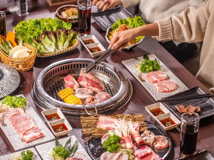 quan-nuong-long-bien 7