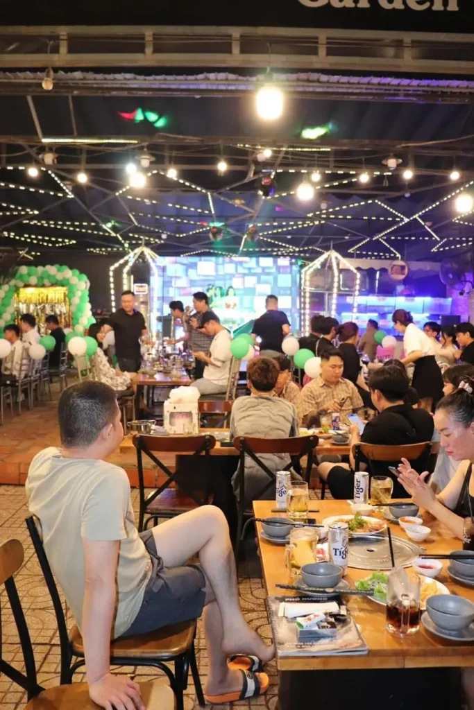 quan-nuong-pham-van-dong 3