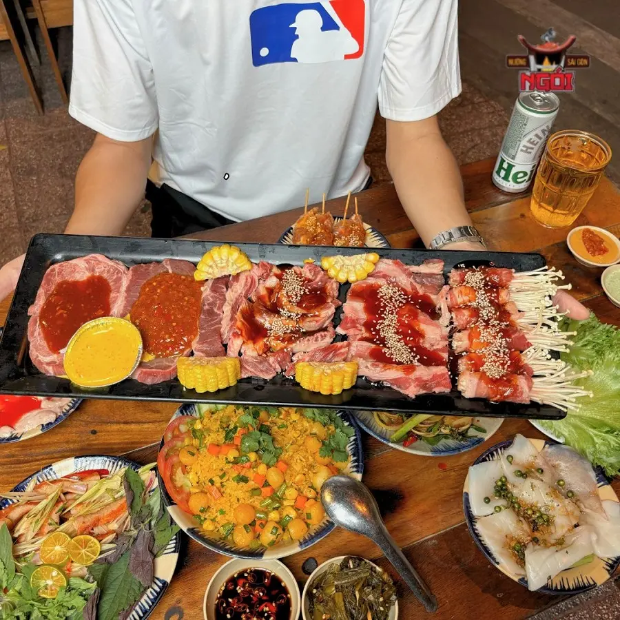 quan-nuong-pham-van-dong 4