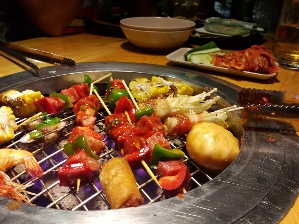 quan-nuong-pham-van-dong 6