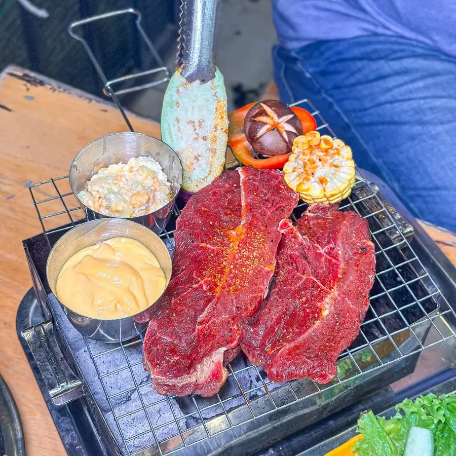 quan-nuong-pham-van-dong 9