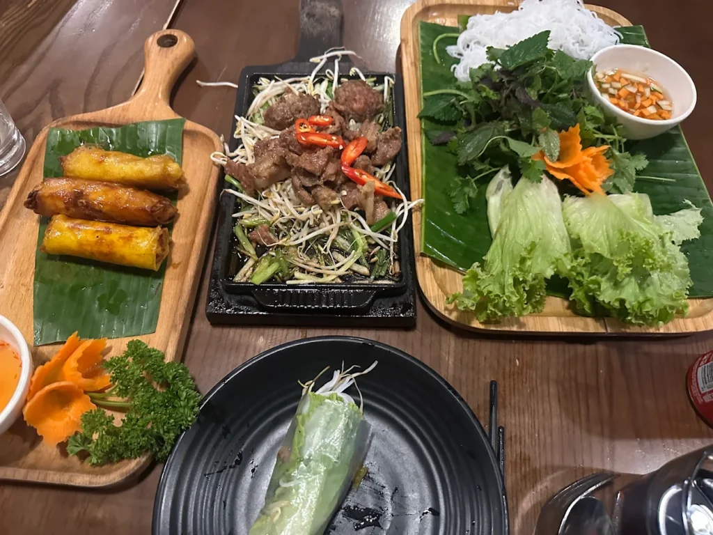 nha-hang-pho-co 6
