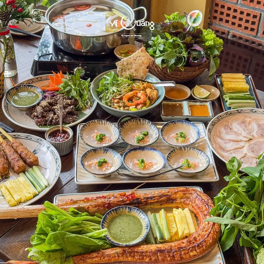 quan-an-ngon-pho-co 5