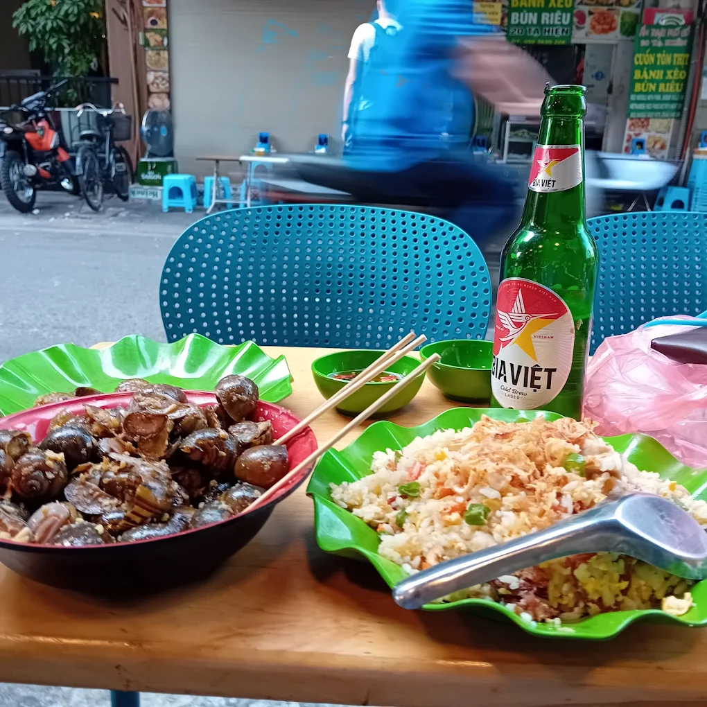 quan-nhau-pho-co 7