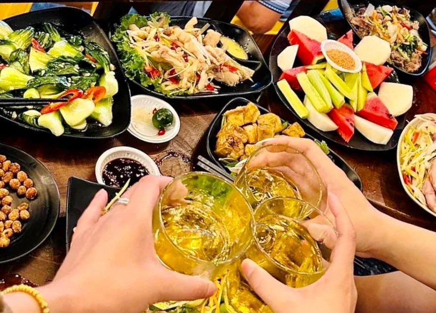 quan-nhau-pho-co 9
