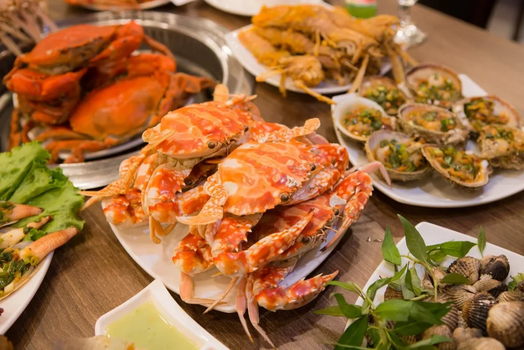 buffet hai san le van luong 1