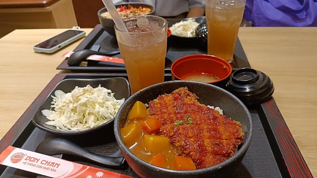 quan-an-ngon-doi-can 6