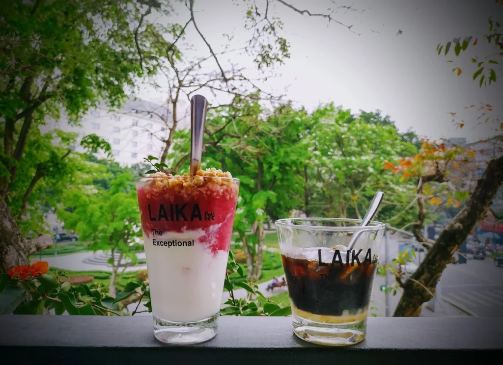 quan-cafe-nha-hat-lon 5
