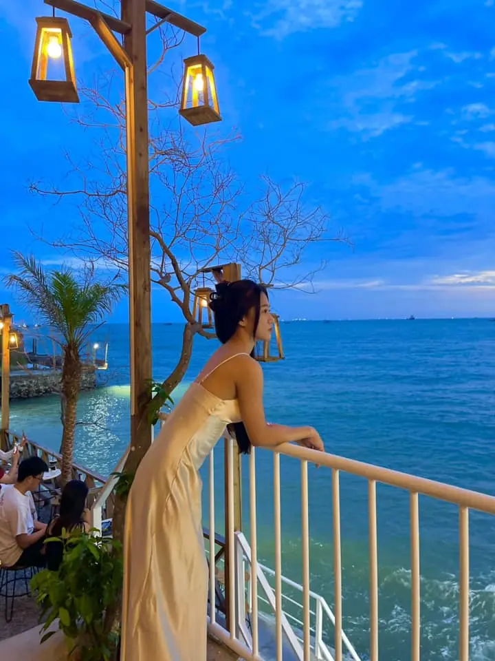 quan-cafe-view-bien-vung-tau-tran-phu-2