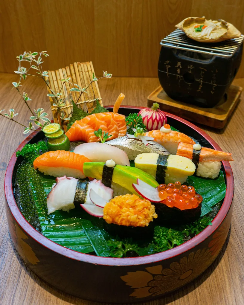 sushi-phu-nhuan 4