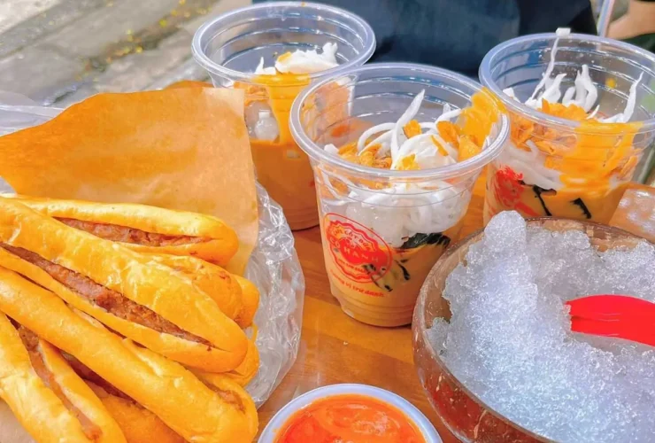 Cà phê cốt dừa cô Hạnh Hải Phòng