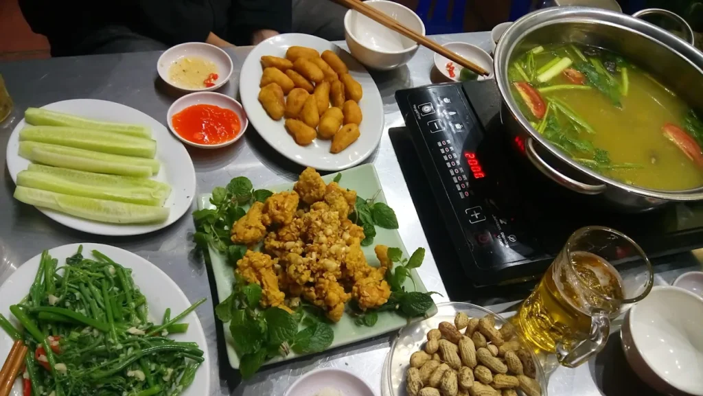 lau ech cau giay 1