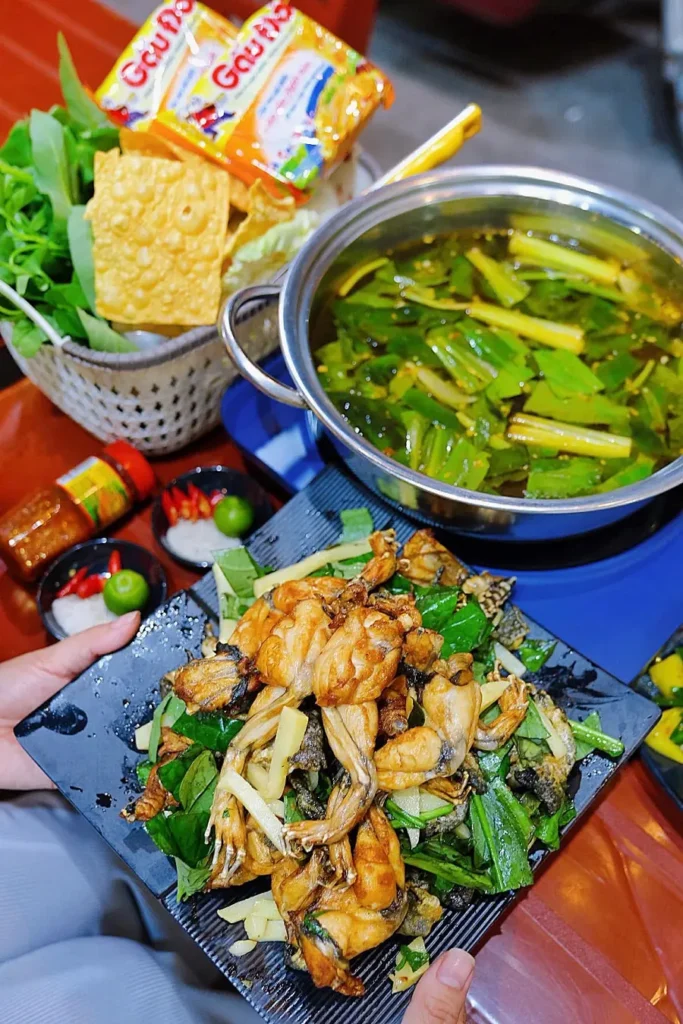 lau ech ngon ha noi 6
