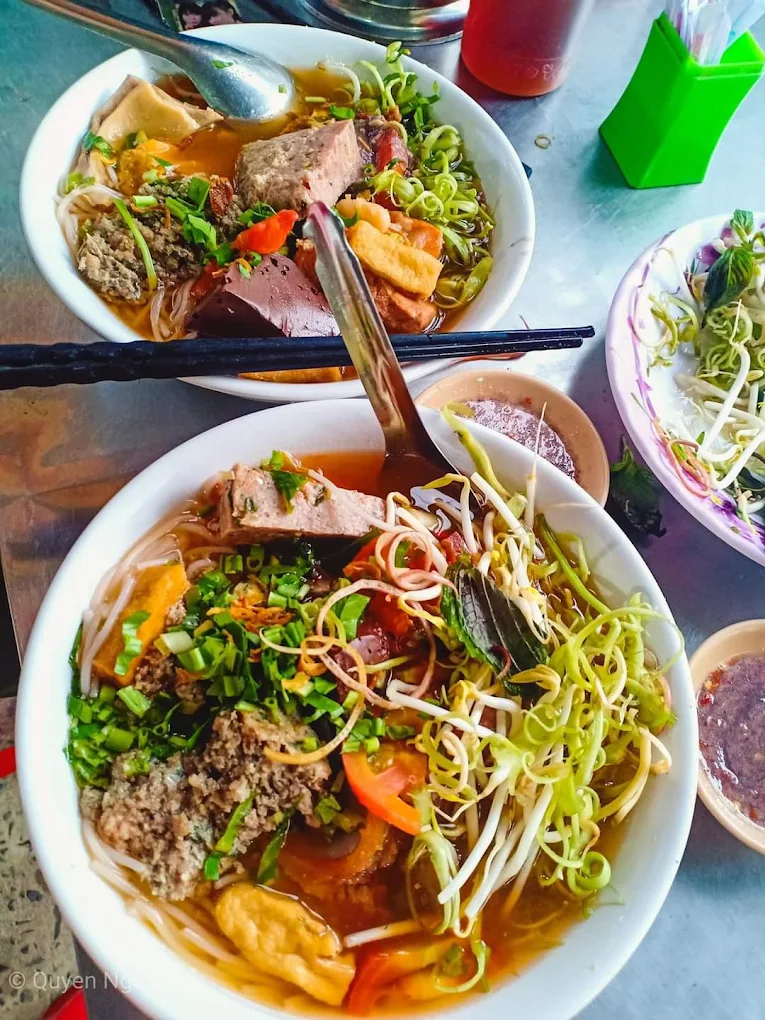 quan an ngon ben tre 1