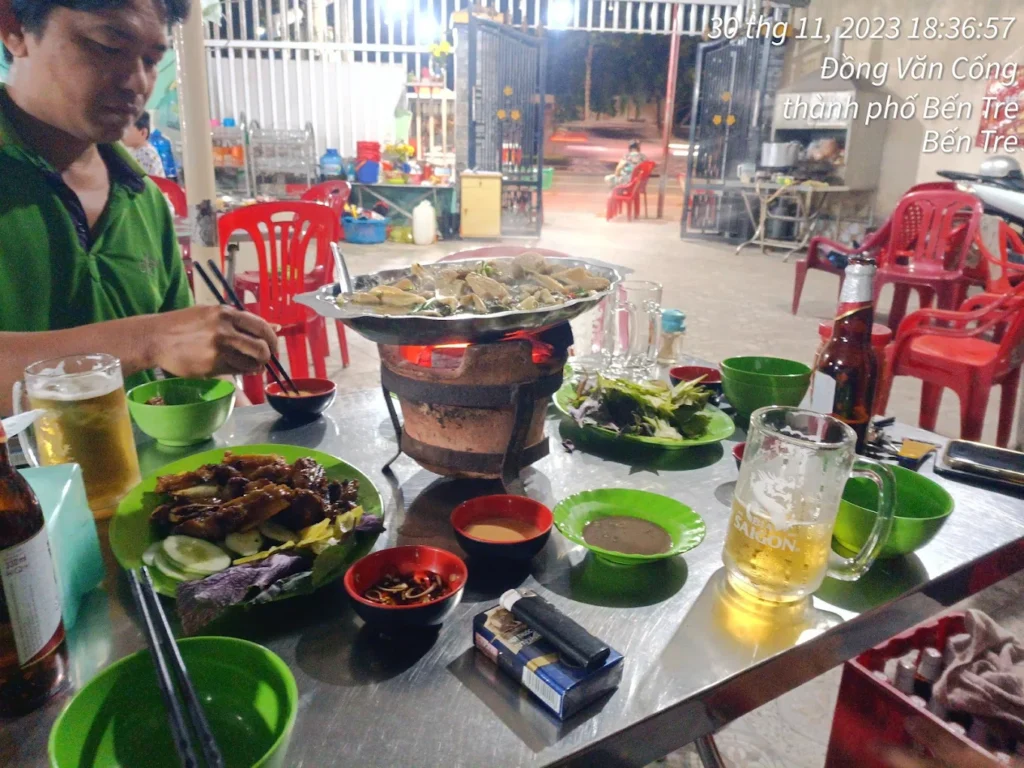 quan an ngon ben tre 8