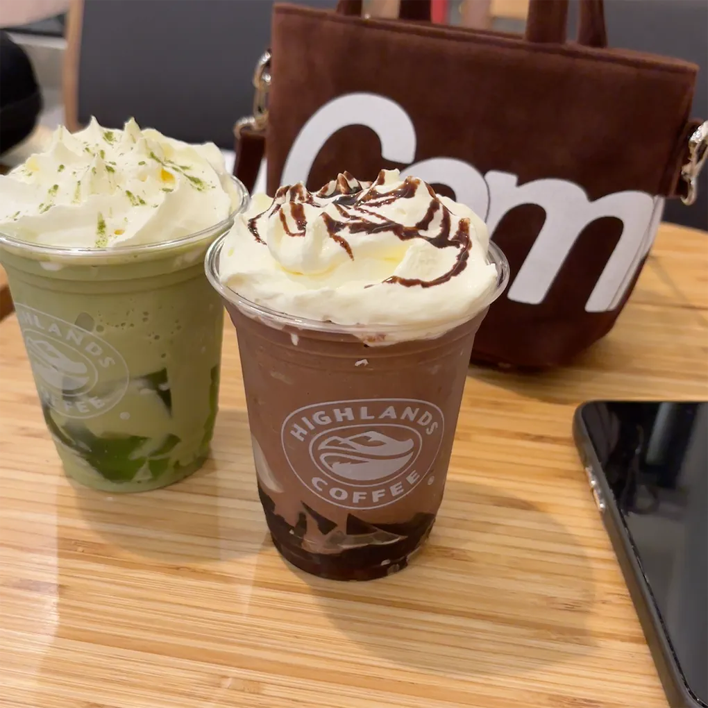 quan cafe gan AEON hai phong 4