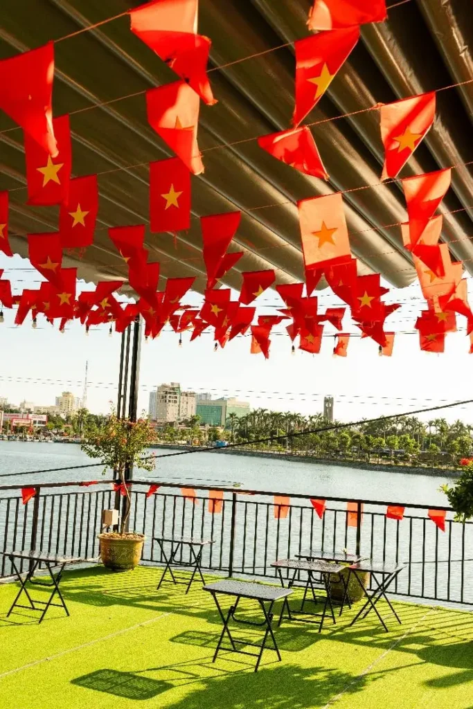 quan cafe ho an bien hai phong 2