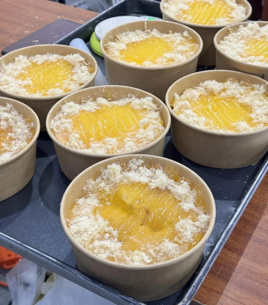 tiem banh bong lan trung muoi ha noi 3