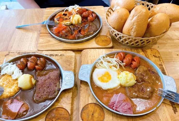 tiem banh mi gan day 0